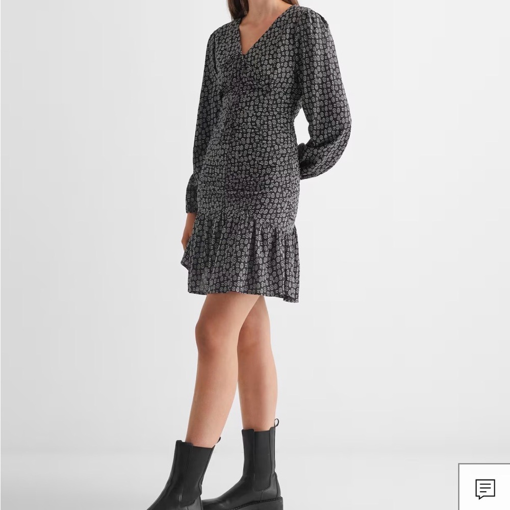 MANGO NWT Printed Ruffled Dress Size M Long Sleeve Straight Cut Color Black